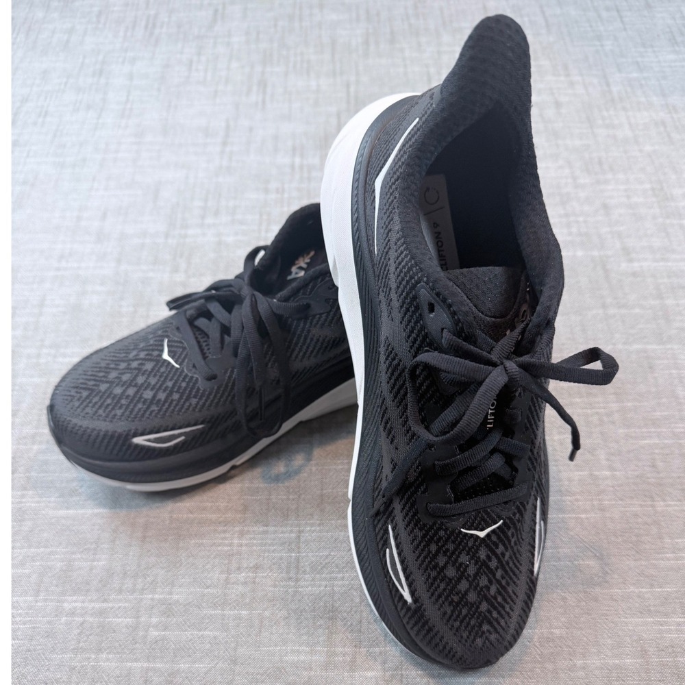 Hoka Clifton 9 Womens Running Shoes Black White 1127896 BWHT Size 7.5B - Picture 2 of 8